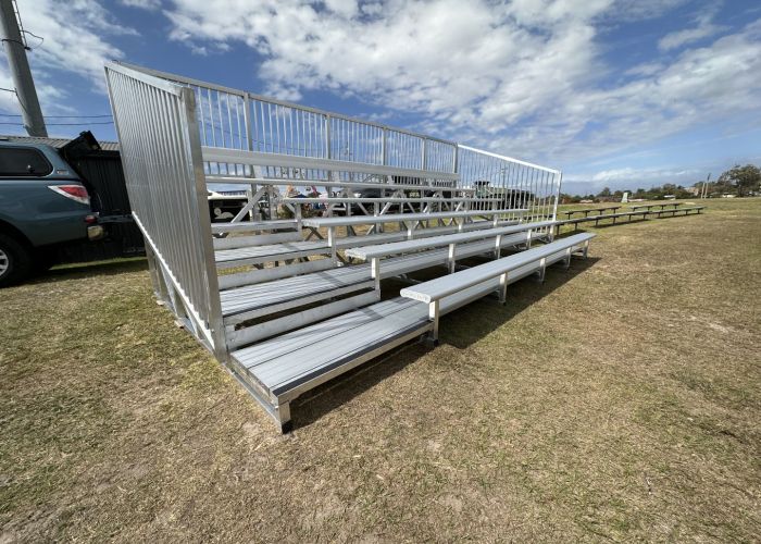 beenleigh showgrounds aluminium grandstand