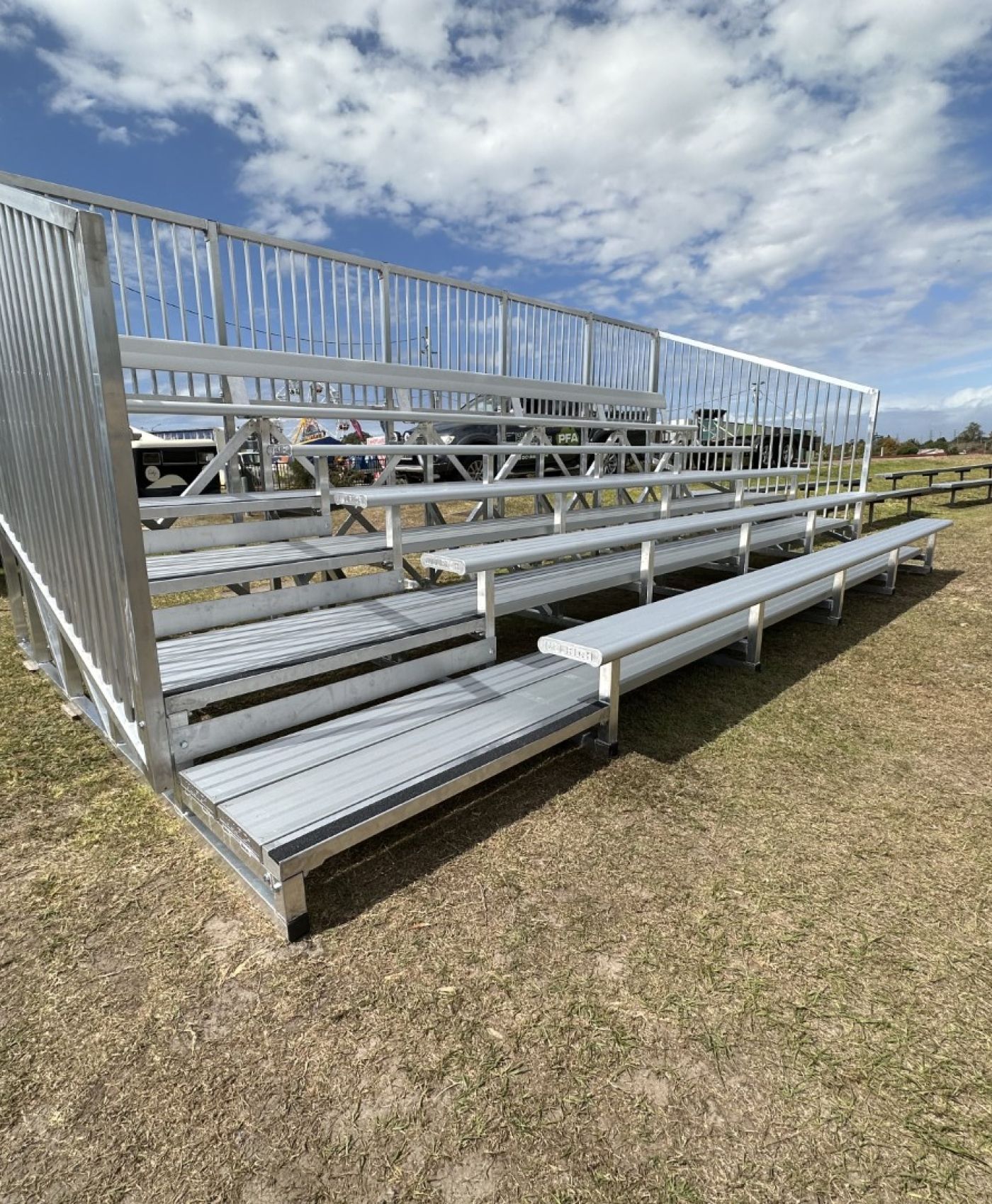 beenleigh showgrounds aluminium grandstand